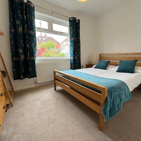 Gower Getaway - Parking & Ensuite Swansea Kültér fotó
