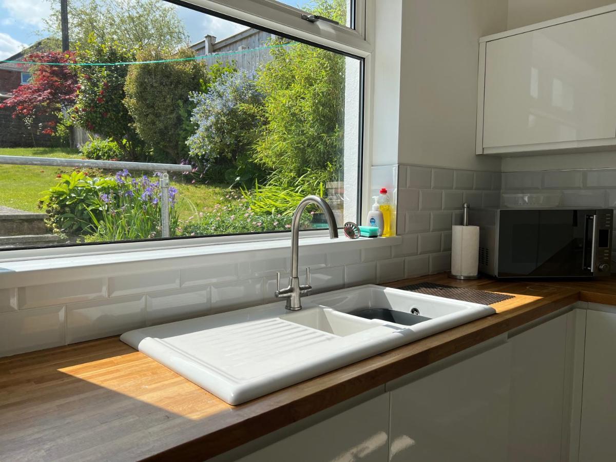 Gower Getaway - Parking & Ensuite Swansea Kültér fotó